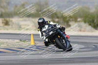 media/Jan-15-2026-Racers Edge (Thu) [[dfebeb70ab]]/3-B Group/Session 4 (Turn 5)/